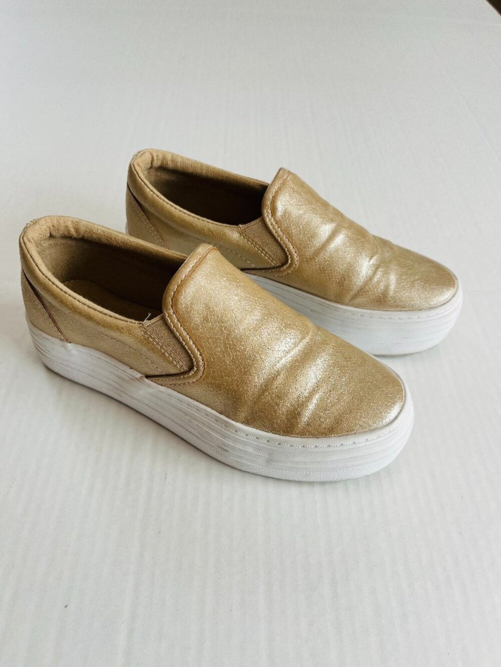Woolworths Womens Sz 5.5 Gold Platform Slip On Sneakers Shoes